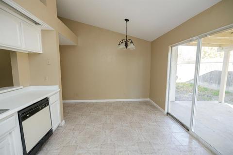 1108 Pine Tree Ln, Modesto, CA 95351 photo 16