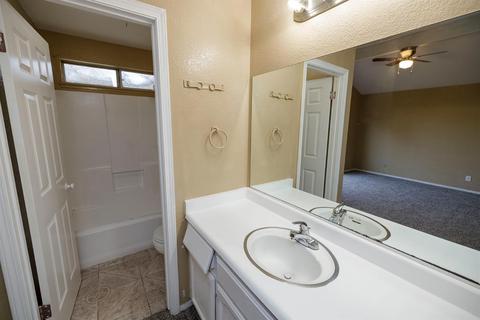 1108 Pine Tree Ln, Modesto, CA 95351 photo 20