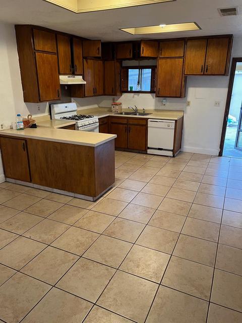1404 W 24th St, Merced, CA 95340 photo 3