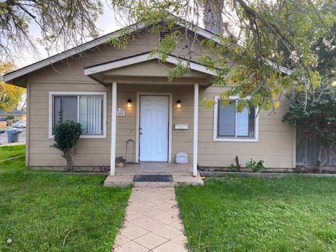 1404 W 24th St, Merced, CA 95340 photo 1