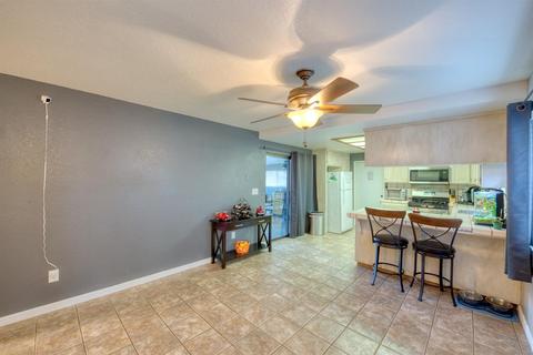 327 Roxanne Dr, Patterson, CA 95363 photo 9
