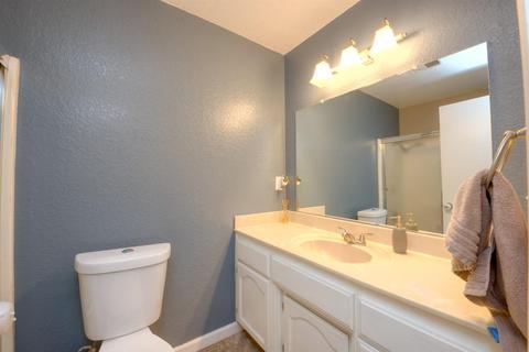 327 Roxanne Dr, Patterson, CA 95363 photo 14