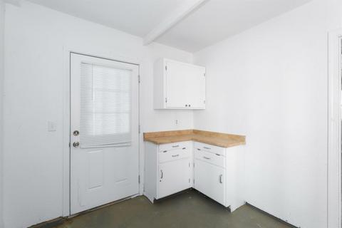 824 1st Ave, Willows, CA 95988 photo 5