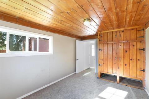 824 1st Ave, Willows, CA 95988 photo 17