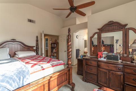 825 Salina Dr, Modesto, CA 95357 photo 39