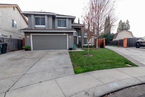 825 Salina Dr, Modesto, CA 95357 photo 6