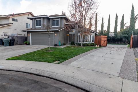 825 Salina Dr, Modesto, CA 95357 photo 3