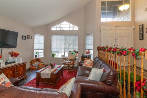 825 Salina Dr, Modesto, CA 95357 photo 11