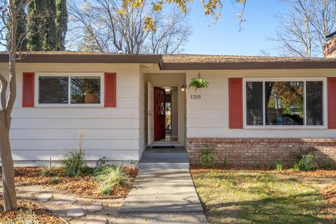 1215 Pine Ln, Davis, CA 95616 photo 3