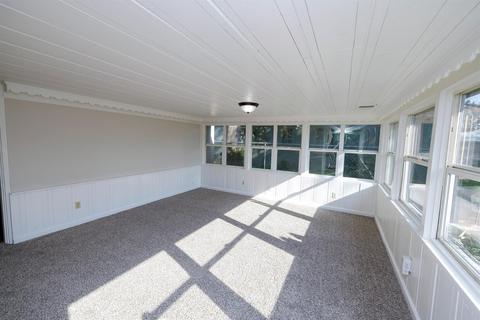 1402 Scenic Dr, Modesto, CA 95355 photo 17