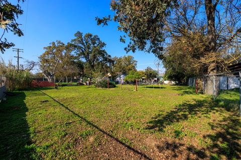 1402 Scenic Dr, Modesto, CA 95355 photo 57