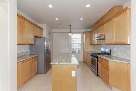 1388 Belmont Dr, Merced, CA 95348 photo 9