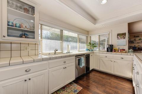 7002 Los Olivos Way, Carmichael, CA 95608 photo 16