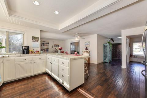 7002 Los Olivos Way, Carmichael, CA 95608 photo 14