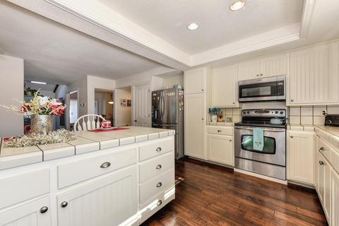 7002 Los Olivos Way, Carmichael, CA 95608 photo 18