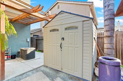 227 Red Robin Dr, Patterson, CA 95363 photo 33