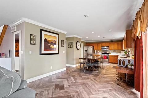 227 Red Robin Dr, Patterson, CA 95363 photo 10