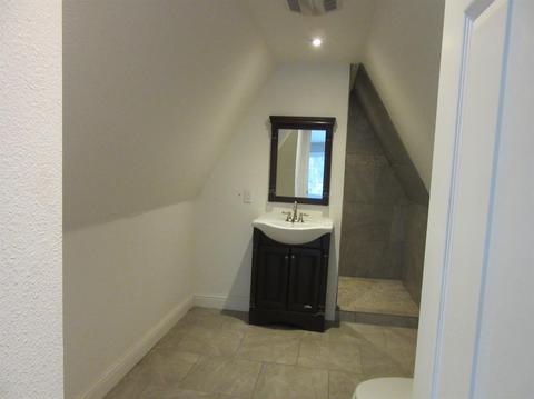 202 E Fairmont Ave, Modesto, CA 95354 photo 39