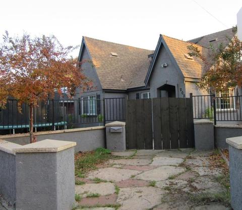 202 E Fairmont Ave, Modesto, CA 95354 photo 1