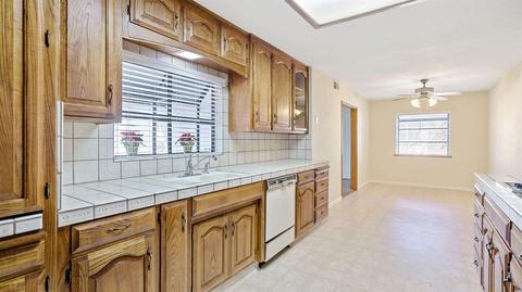 1316 Trombetta Ave, Modesto, CA 95350 photo 18