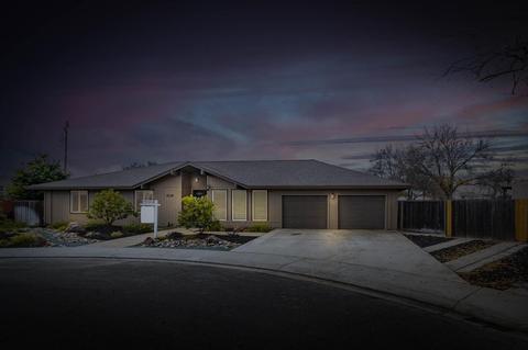 1117 Rockyridge Ct, Modesto, CA 95351 photo 2