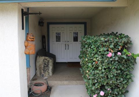 1305 Serenity Ct, Modesto, CA 95355 photo 2