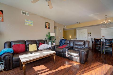 300 Moon Cir #324, Folsom, CA 95630 photo 10