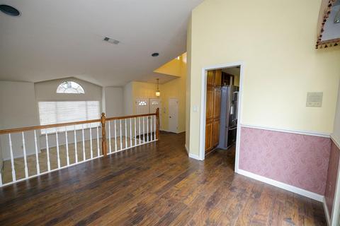 2809 Schiphol Ln, Modesto, CA 95356 photo 9