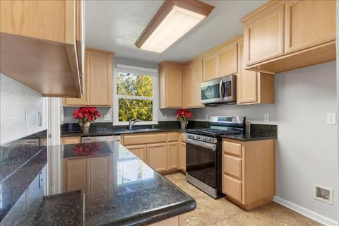 2624 Carmichael Way, Carmichael, CA 95608 photo 6