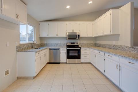1014 Moonlight Dr, Ceres, CA 95307 photo 13