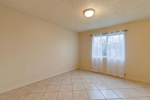 4558 Meadow Way, Olivehurst, CA 95961 photo 14