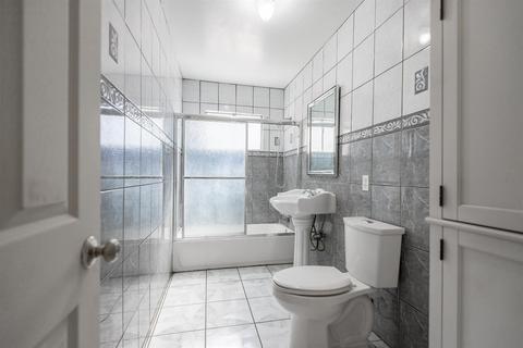 1027 Marlow St, Modesto, CA 95351 photo 17