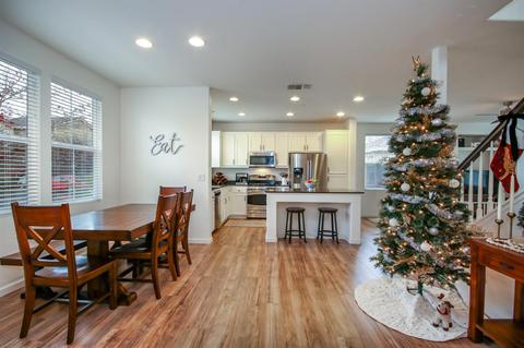 742 Courtyards Loop, Lincoln, CA 95648 photo 8