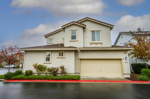 742 Courtyards Loop, Lincoln, CA 95648 photo 4