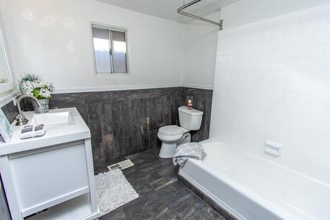 320 6th St, Gustine, CA 95322 photo 14