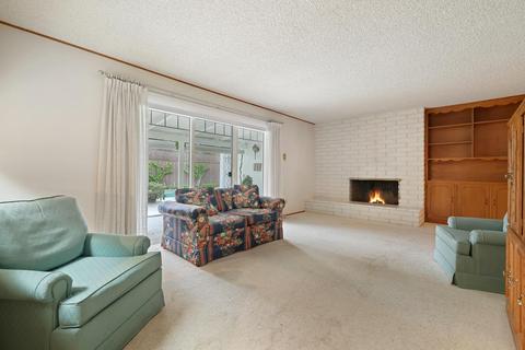 717 Leytonstone, Modesto, CA 95355 photo 2