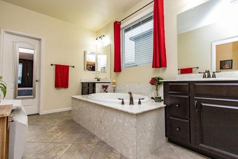 1044 Bensen St, Manteca, CA 95337 photo 35