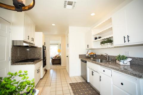 5557 Sapunor, Carmichael, CA 95608 photo 5