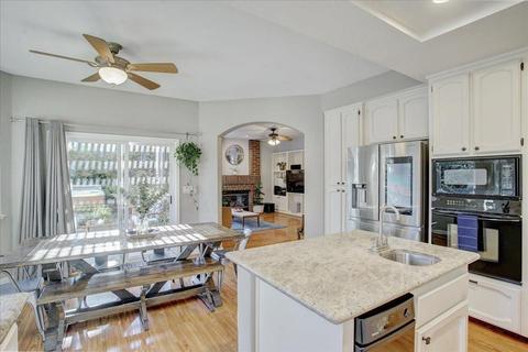 256 Baurer Cir, Folsom, CA 95630 photo 22