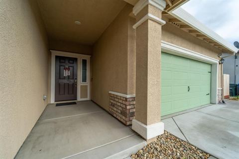 455 Pendragon St, Manteca, CA 95337 photo 2