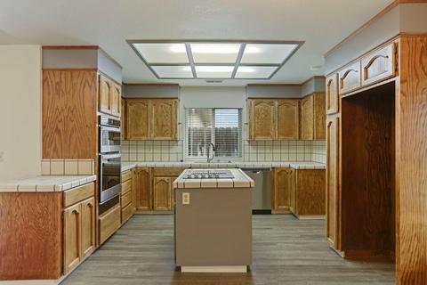 18011 Foreman Ct, Linden, CA 95236 photo 12