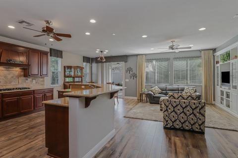 2328 Pepper Tree Ln, Manteca, CA 95336 photo 6
