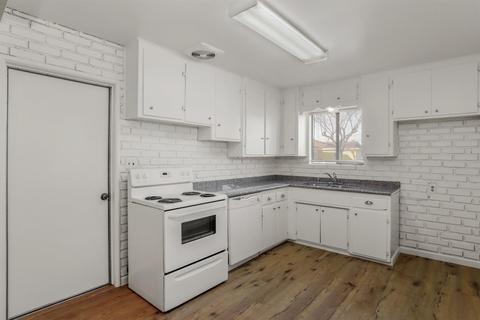 2812 Garrison St, Ceres, CA 95307 photo 12