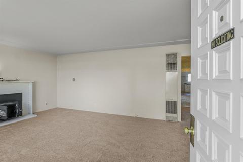 2812 Garrison St, Ceres, CA 95307 photo 6