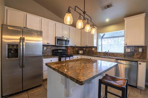 221 Sentinel Dr, Modesto, CA 95357 photo 4