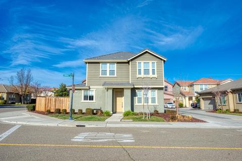 9301 Vintner Cir, Patterson, CA 95363 photo 2