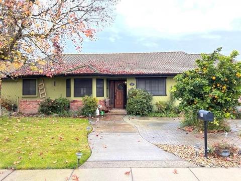 365 Oak Ave, Ripon, CA 95366 photo 2
