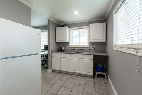 513 15th, Modesto, CA 95354 photo 17