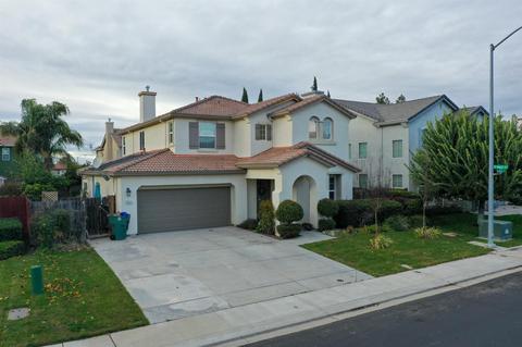 997 Saint Moritz Ln, Manteca, CA 95337 photo 2