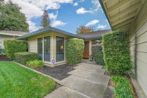 4066 Crabtree Ct, Carmichael, CA 95608 photo 4